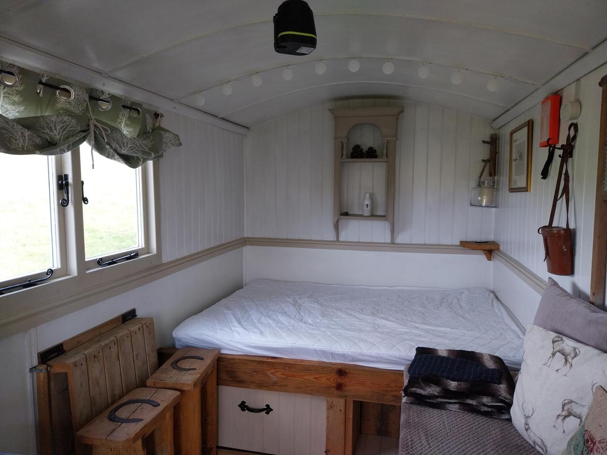 Meadowbeck - Shepherd Huts Fylingdales 外观 照片
