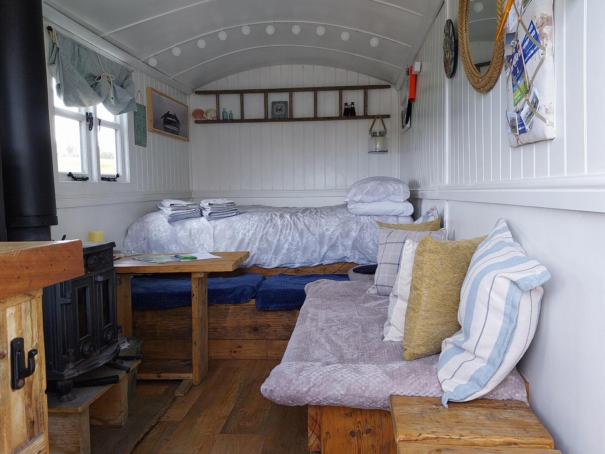 Meadowbeck - Shepherd Huts Fylingdales 外观 照片