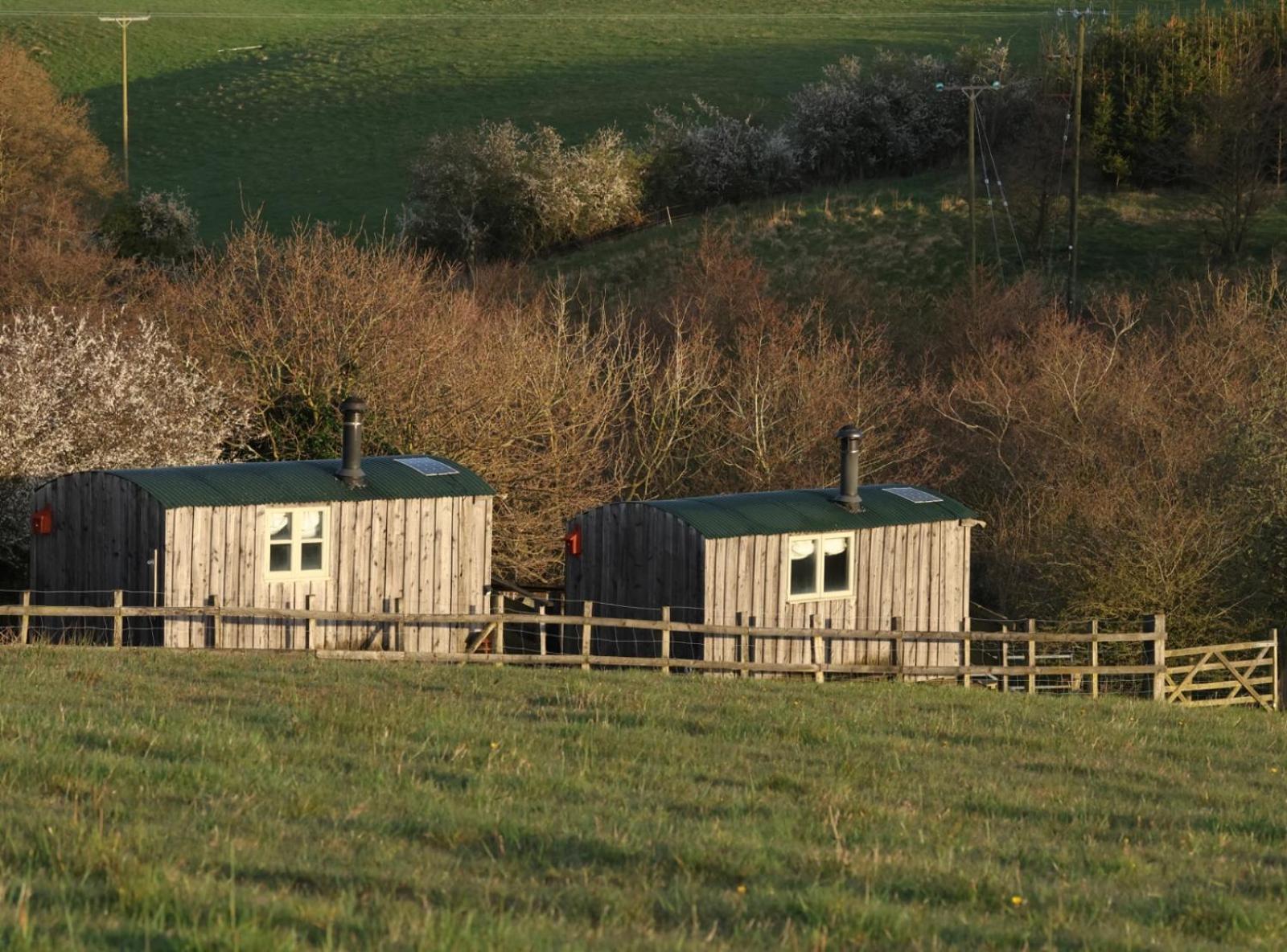 Meadowbeck - Shepherd Huts Fylingdales 外观 照片