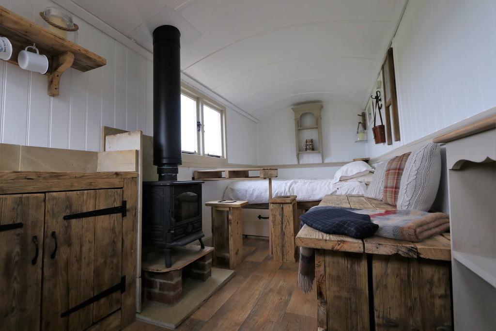 Meadowbeck - Shepherd Huts Fylingdales 外观 照片